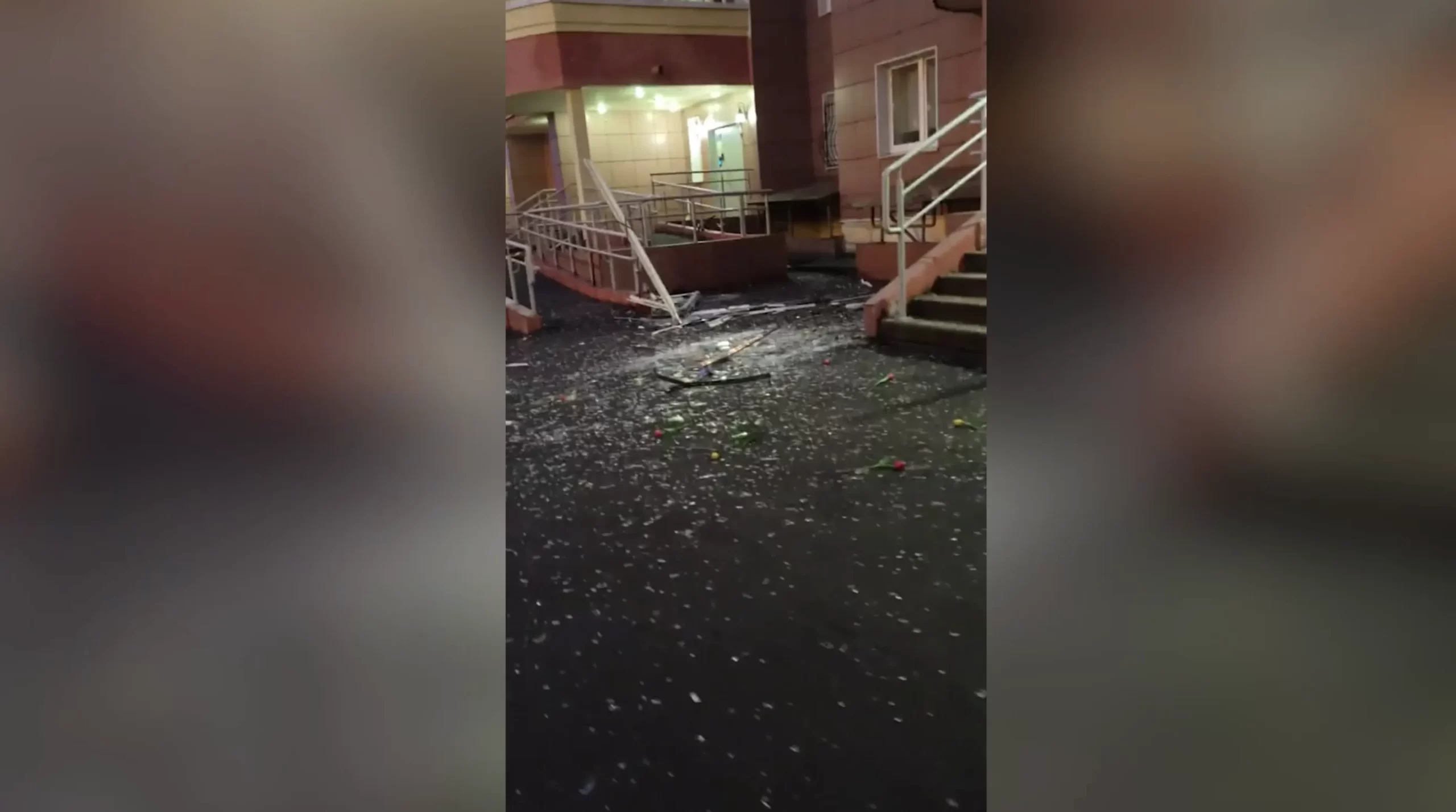 Фото 68 — Взрыв газового баллона в кафе