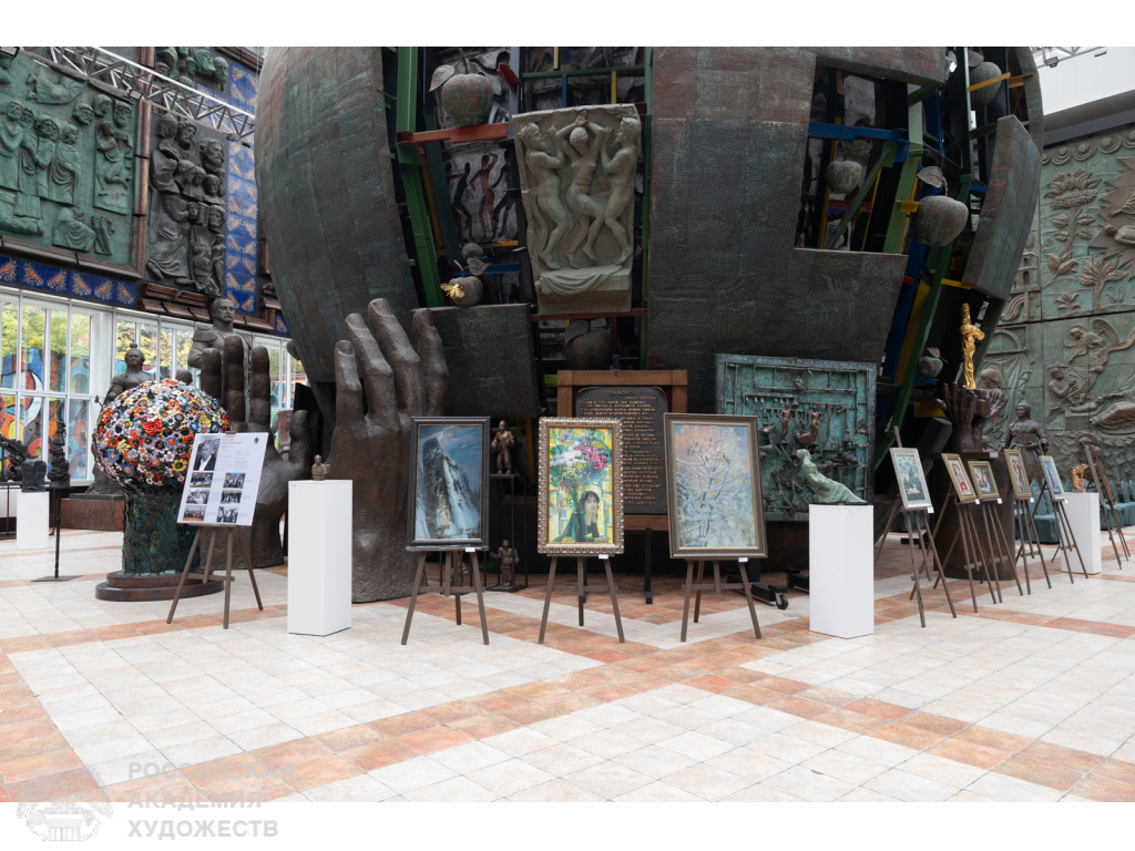 Фото 54 — Новости Осетии: выставка современного искусства