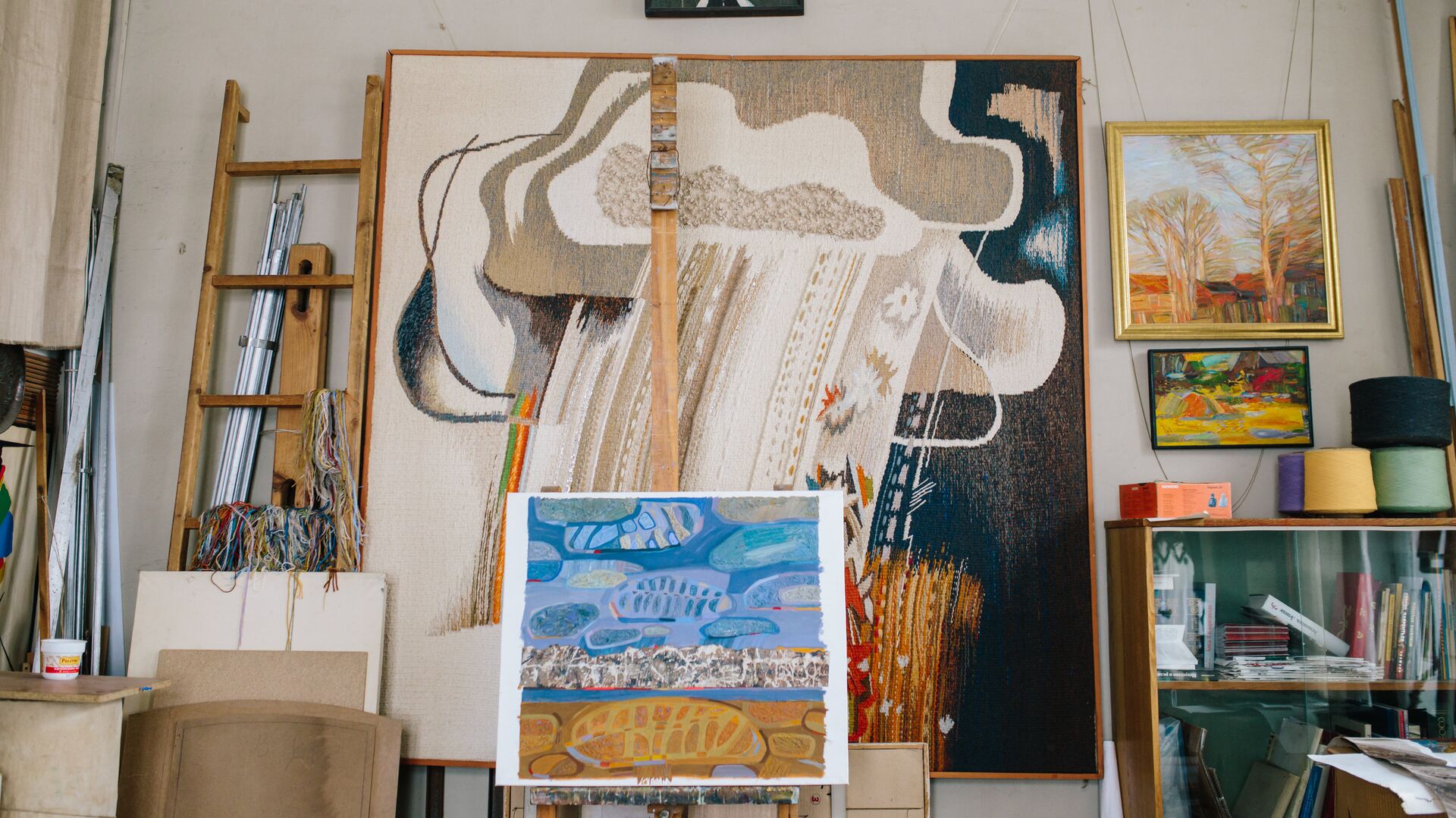 Фото 29 — Новости Осетии: местный художник представит новую выставку