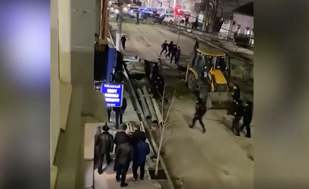 Фото 37 — Массовая драка на улице