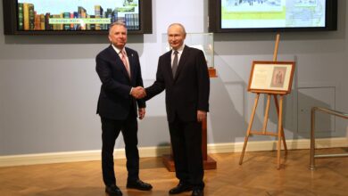 Photo of Президент встретился с главой враждебного государства