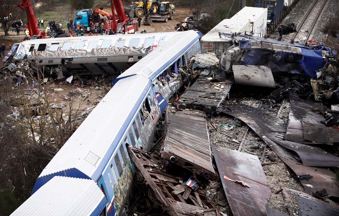 Фото 43 — Столкновение двух поездов